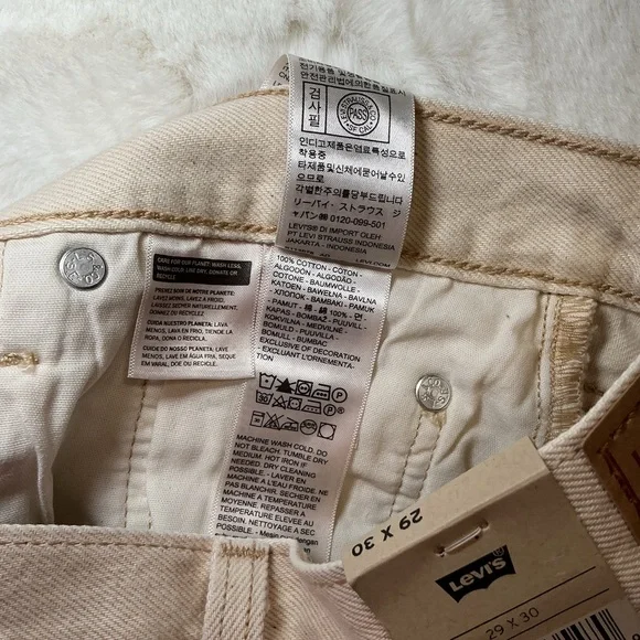 Levi's 501 Beige Jeans - Picture 9 of 10